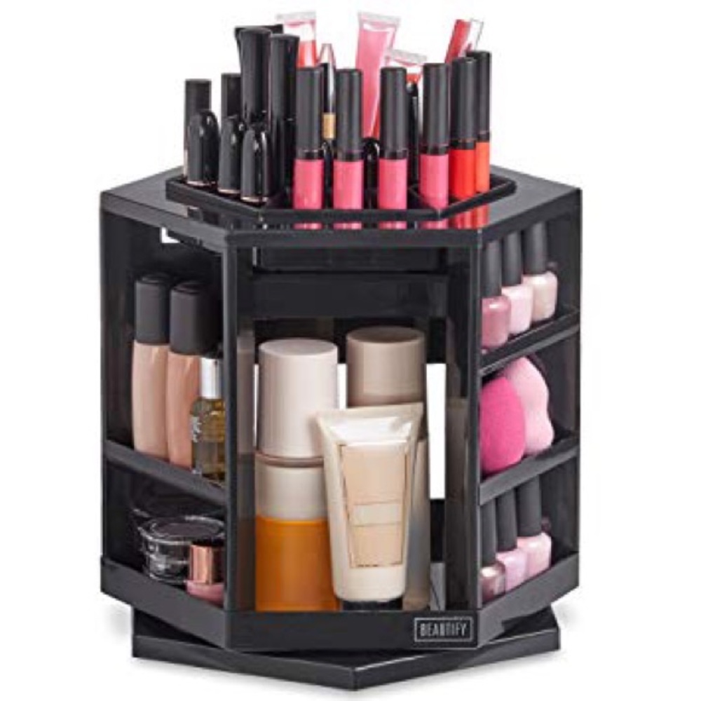 Spinning makeup organizer